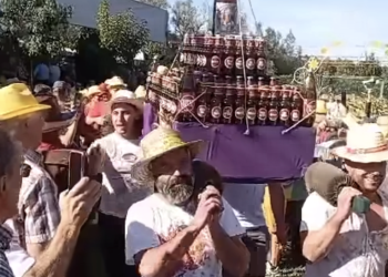 “De beber não posso deixar”: Andor feito de cerveja, em Barcelos, torna-se viral na Internet. Veja o vídeo