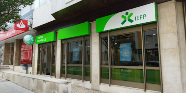 Portugal tem mais de 300 mil pessoas sem trabalho