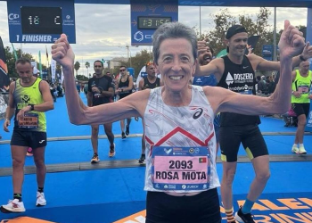 Atleta Rosa Mota estabelece dois recordes mundiais em três semanas