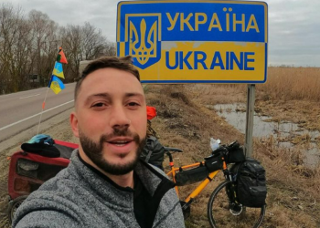 Conheça o português que está a percorrer a Ucrânia de bicicleta