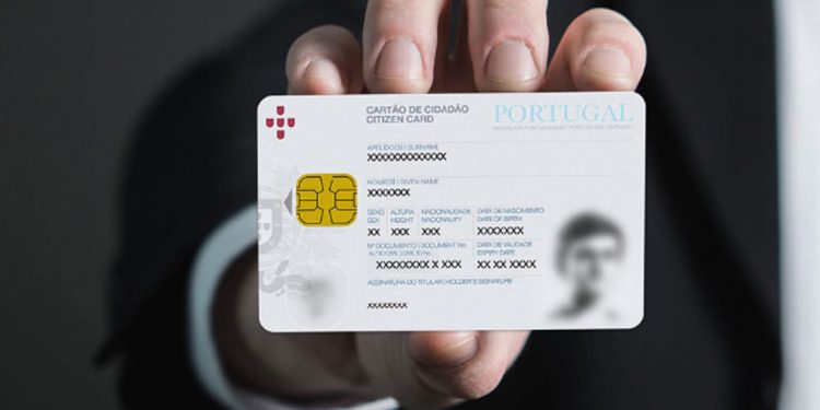 Novo cartão de cidadão começa a ser emitido a 10 de junho