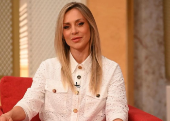 Joana Amaral Dias agredida nas comemorações do 25 de abril