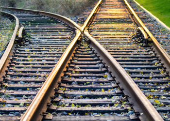 Linha ferroviária entre Caldas da Rainha e Torres Vedras suspensa