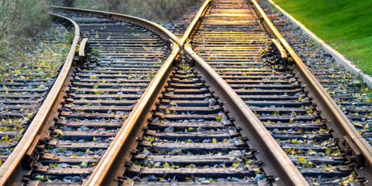 Linha ferroviária entre Caldas da Rainha e Torres Vedras suspensa