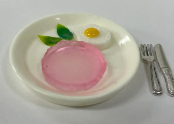 Nova carne criada em laboratório cheira e sabe a bife grelhado