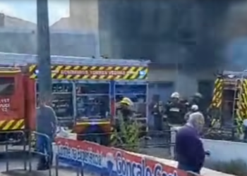 Um ferido em incêndio habitacional na Ponte do Rol