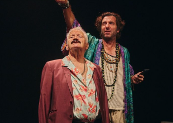 “Amigos da Treta” em exibição no Teatro Villaret até dezembro