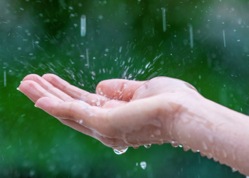 Fim de semana com temperaturas altas, mas com chuva forte