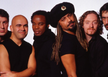 Santos & Pecadores regressam aos palcos em 2025