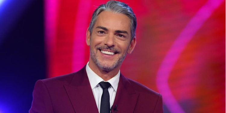 Problema de coração leva Cláudio Ramos ao hospital