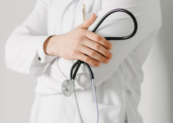 Médico no Hospital de Caldas da Rainha sob investigação por tentar vender injeções