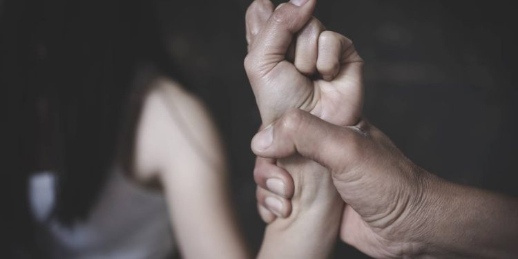 Prisão preventiva para homem detido por violência doméstica